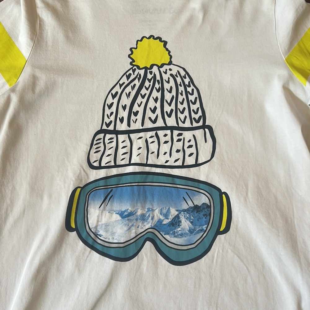 Johnnie B. by Boden Snow Inspired  100% Cotton Tee